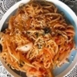 バジルとトマト缶のシンプルパスタ